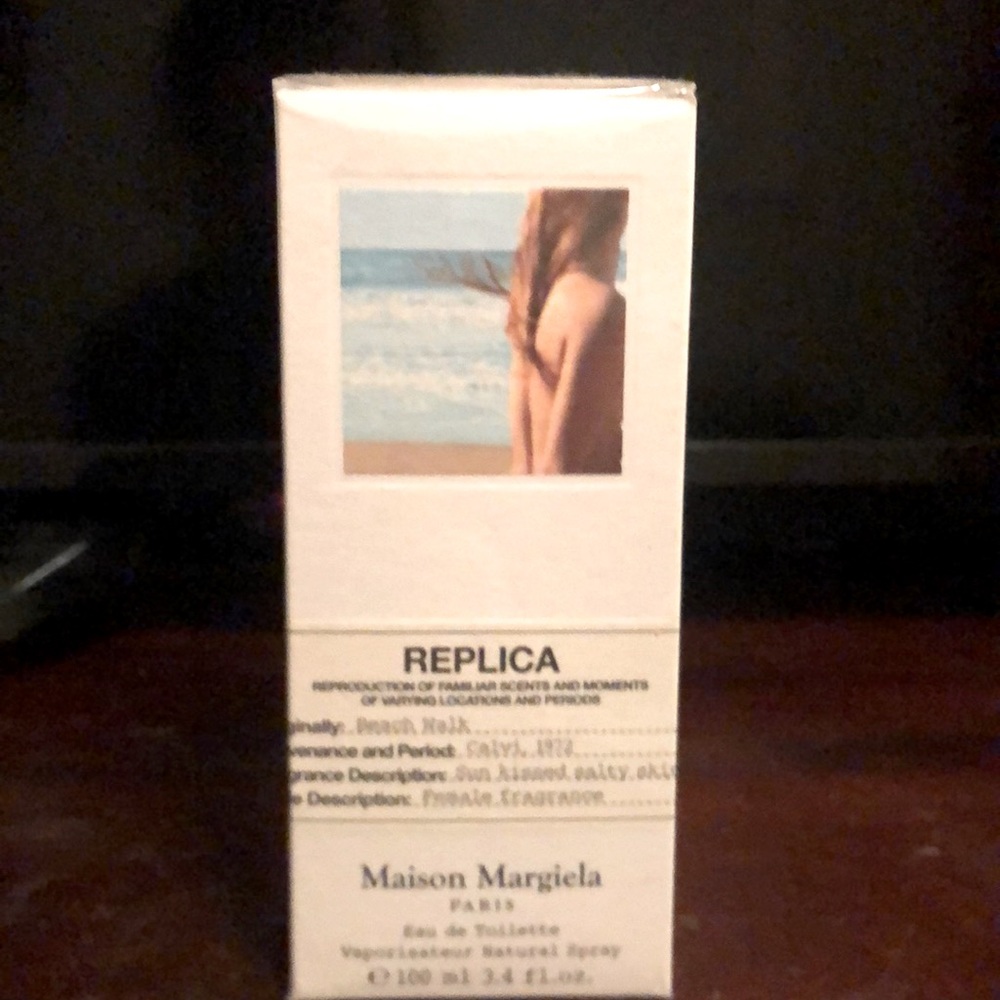 Maison Margiela “beach walk”